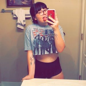 Meet your Posher, Lauren